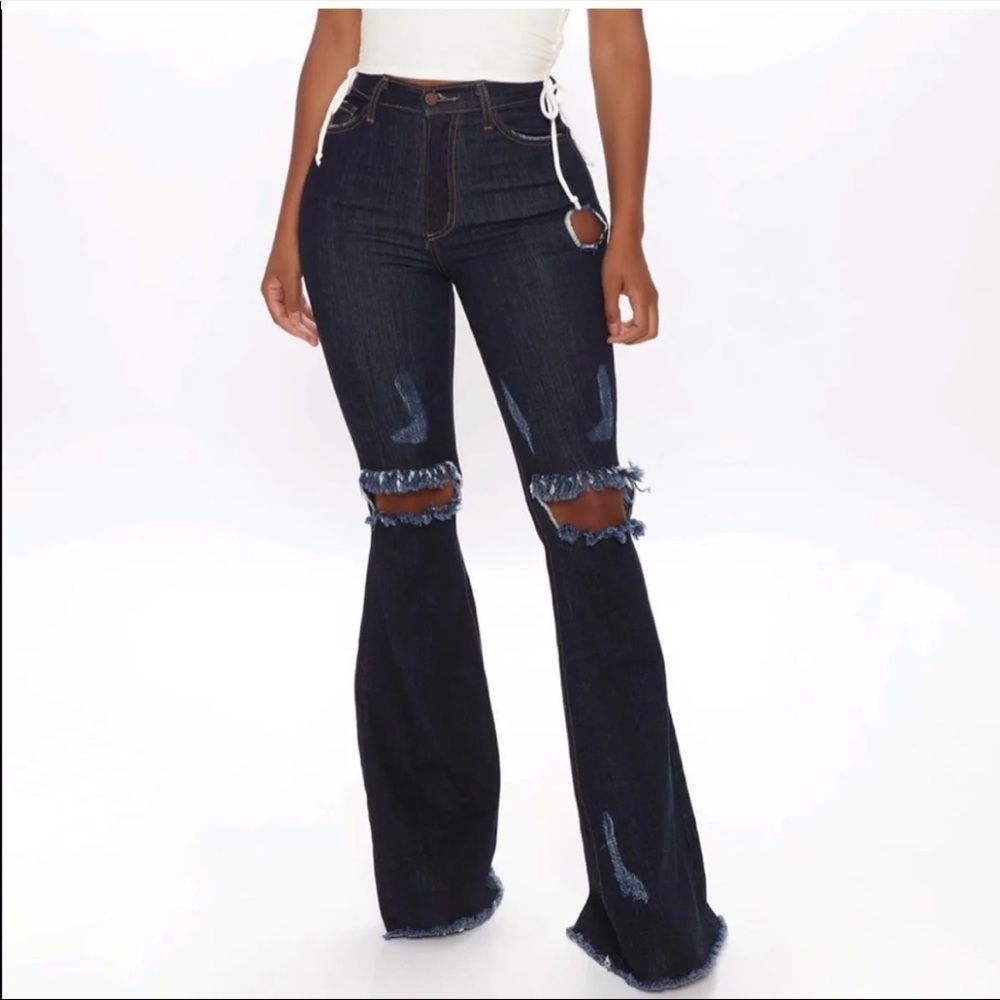 NWT - Fashion Nova - Dazed for Days Flare Jeans - Dark Denim - (5)
